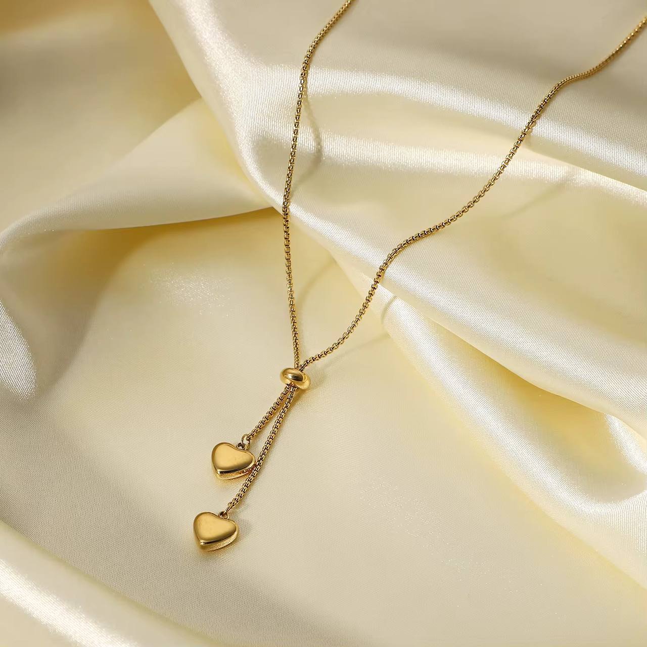 Mika Necklace | Gold