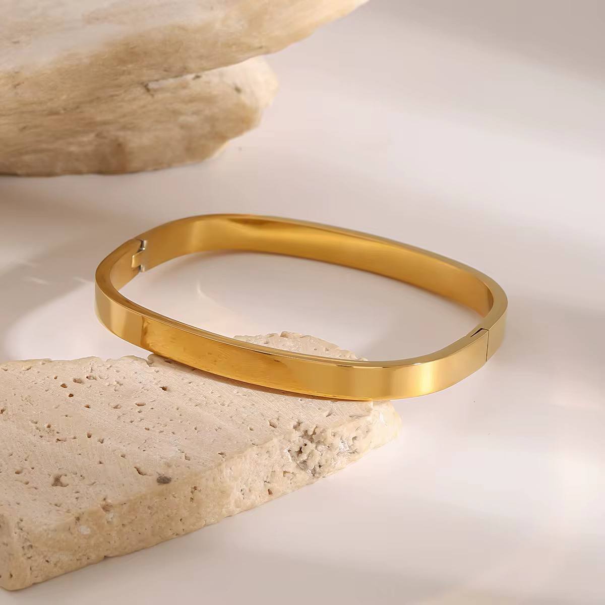 Alani Bangle | Gold