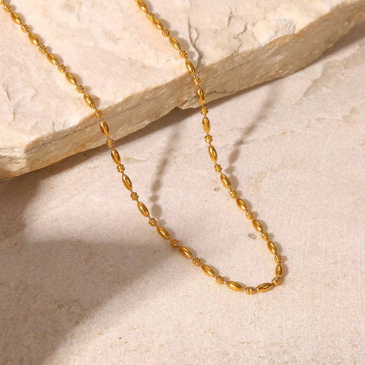 Clara Necklace | Gold