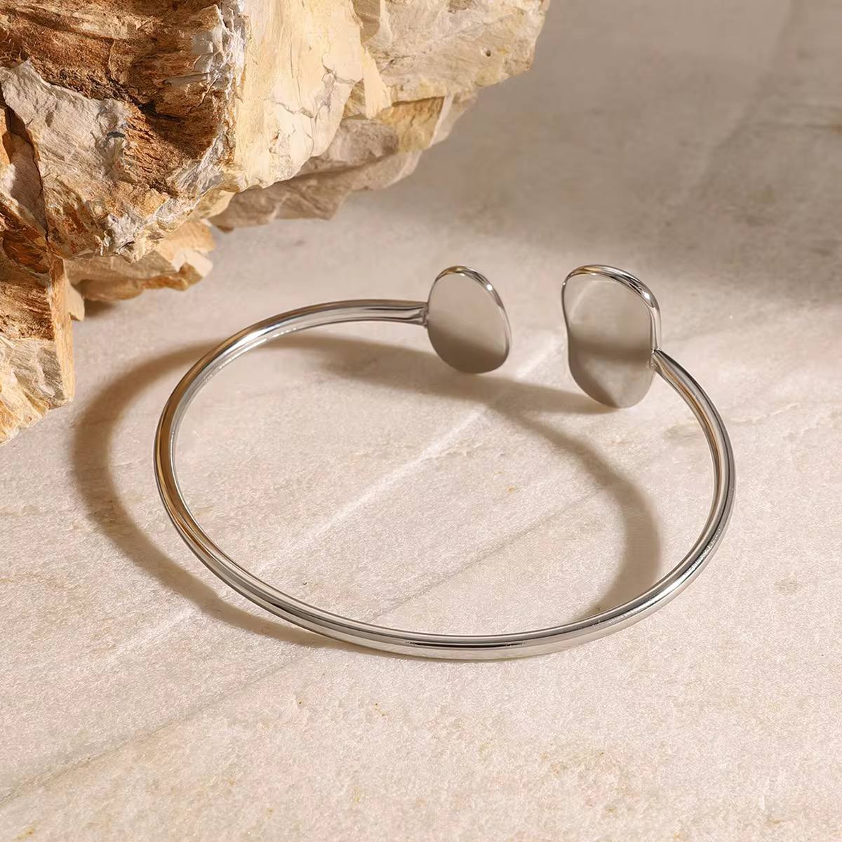 Hidi Bangle | Silver