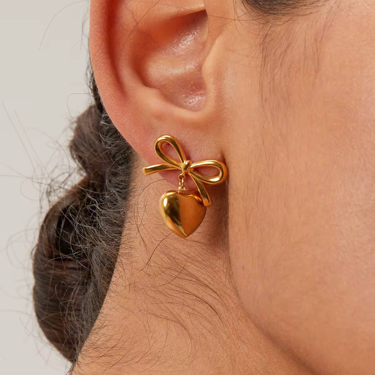 Iris Earrings | Gold