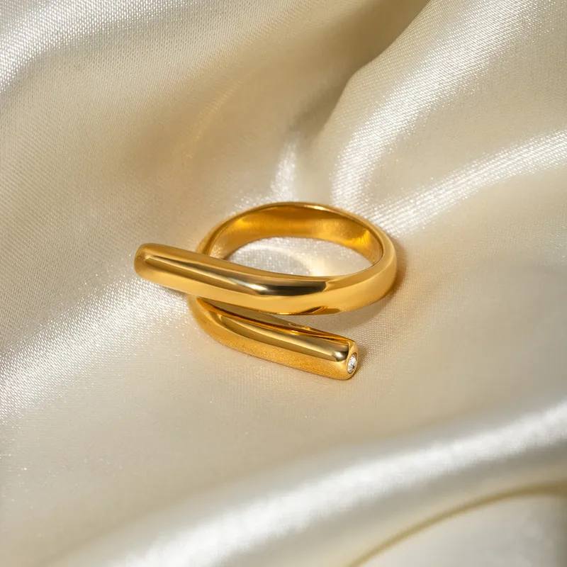 Lou Ring | Gold