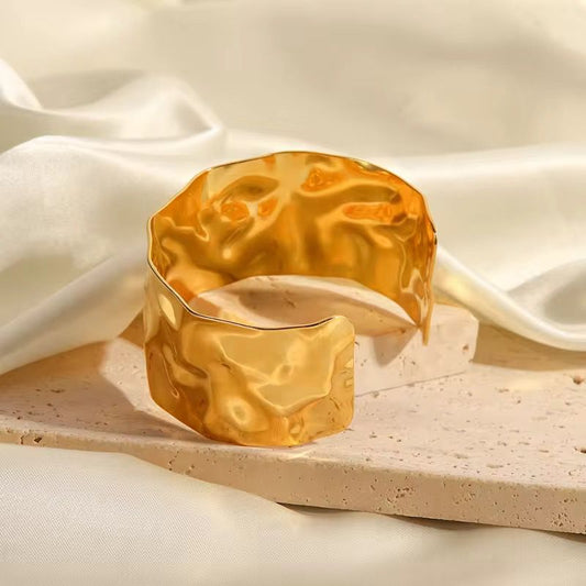 Adina Bangle | Gold