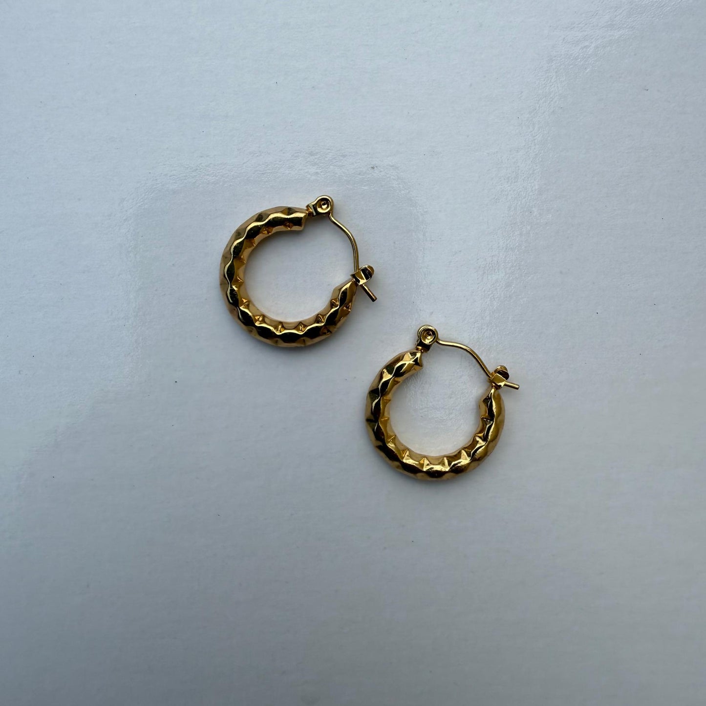 Stella Hoops | Gold
